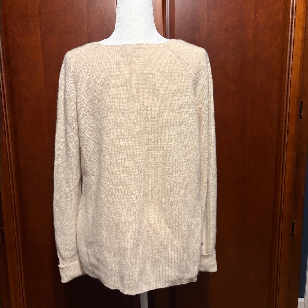 Sundance Rowan Cashmere Women's Cream Oatmeal V-Neck Long Sleeve Sweater - Picture 2 of 8